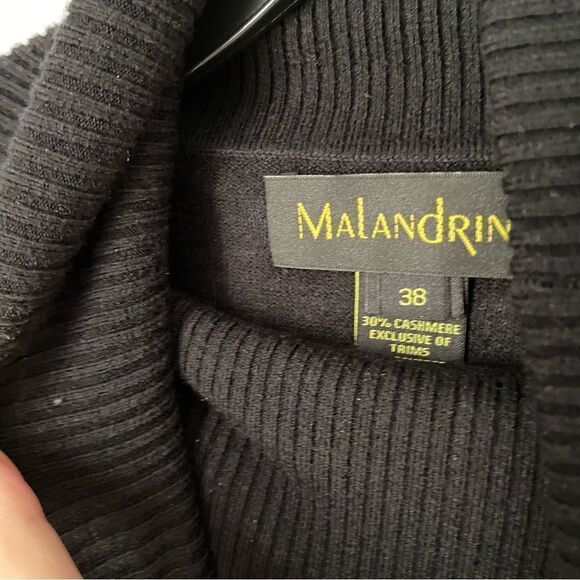 Malandrino Women’s Wool Sweater Set - Picture 3 of 7